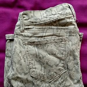 Snake skin printed stretch jeans