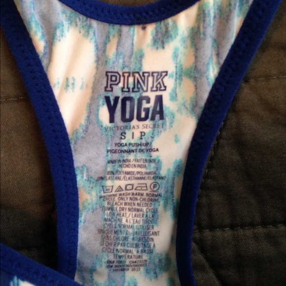 SOLD🚫✋ PINK VICTORIAS SECRET SPORTS BRA - Picture 2 of 3
