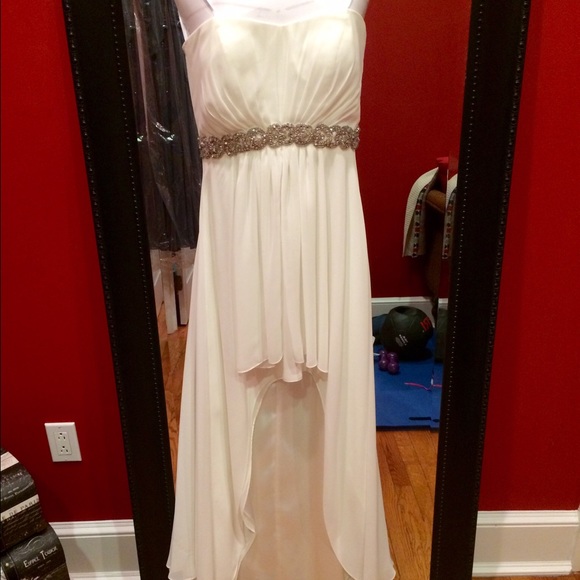 White Dress - Picture 3 of 4