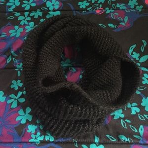 Infinite scarf black