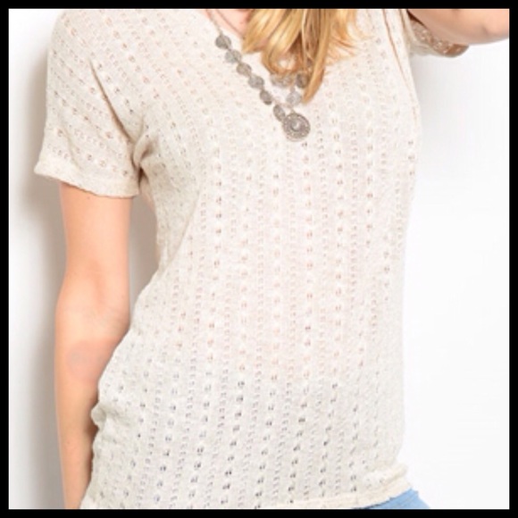 SOLD OUT Cream Color Short Sleeve Knit Top - Picture 3 of 4
