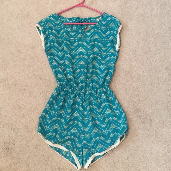 SOLD❗️Aztec Open Back Romper