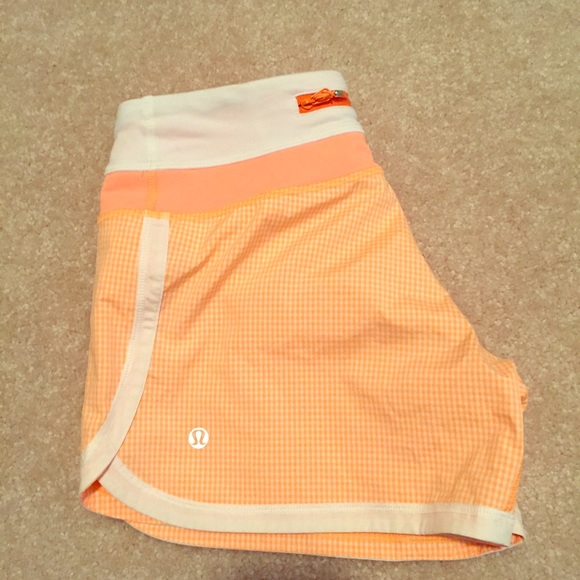 Lululemon Groovy Run shorts size 2