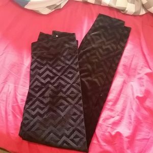 Unique Velvet Aztec VS Leggings