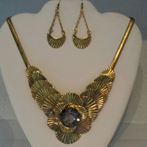 Necklace and earrings