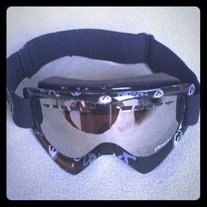 Snowboarding goggles