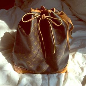 Vintage Authentic Louis Vuitton Noe