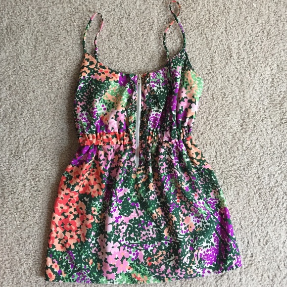 Colorful Floral print tank. Sz M (fits like S)