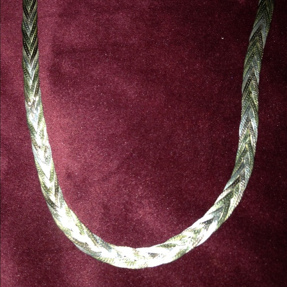 💢SOLD💢Tri colored 18 inch necklace from Italy.