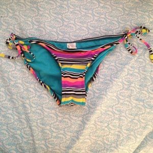 Bathing suit bottoms