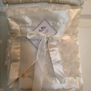 Baby blanket in white