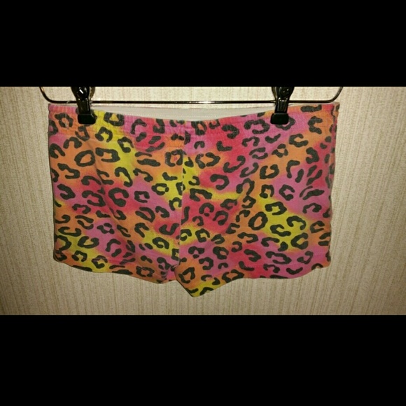 Rainbow cheetah print short shorts, size 1 - Picture 2 of 3