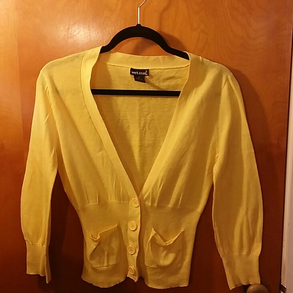 Yellow cropped cardigan size M. - Picture 2 of 2