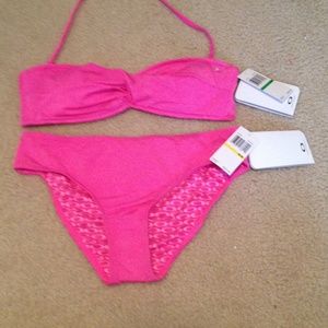 Oakley bath suit  top L bottom M