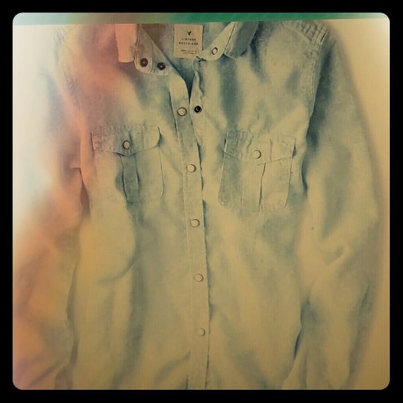 American Eagle Button Down Jean shirt