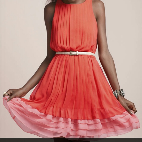 Dress - Picture 2 of 3