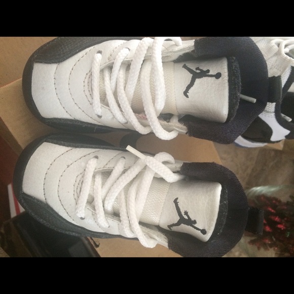 Toddler taxi 12s og sold