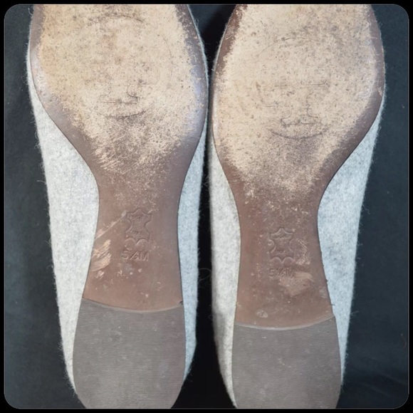 ❤️️Host Pick Tory Burch Grey Flannel Ballet Flats - Picture 3 of 3