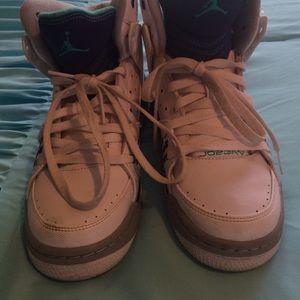 Jordans flights grapes