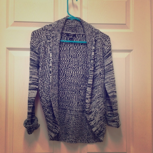 Marled grey and black cardigan
