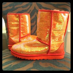 Unique bright orange sequin UGGS!!😍