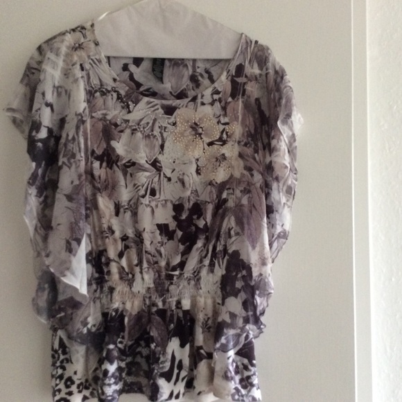 Style & Co. Tops - ELEGANT FLORAL.STUDDED TOP