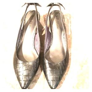 Kelly & Katie kitten heel NWOT