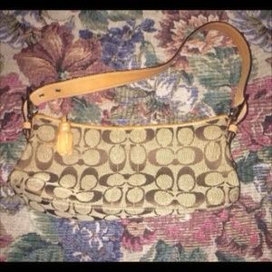 Coach Small Tan Purse!!
