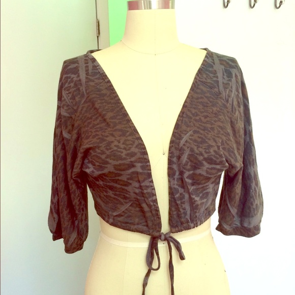 Cropped cheetah cardigan
