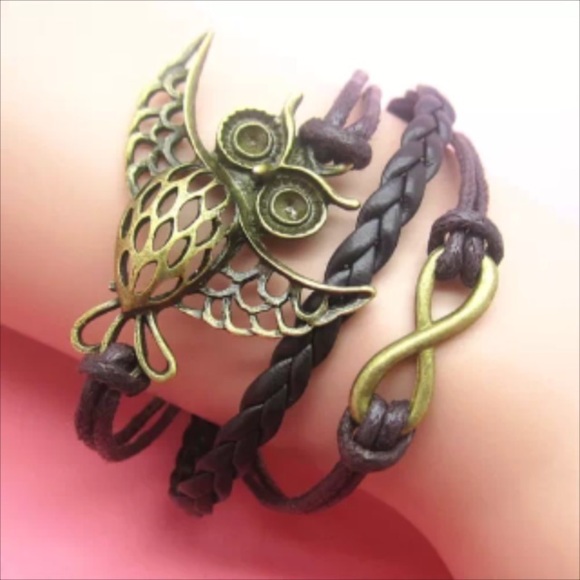 Jewelry - Owl infinity bracelet