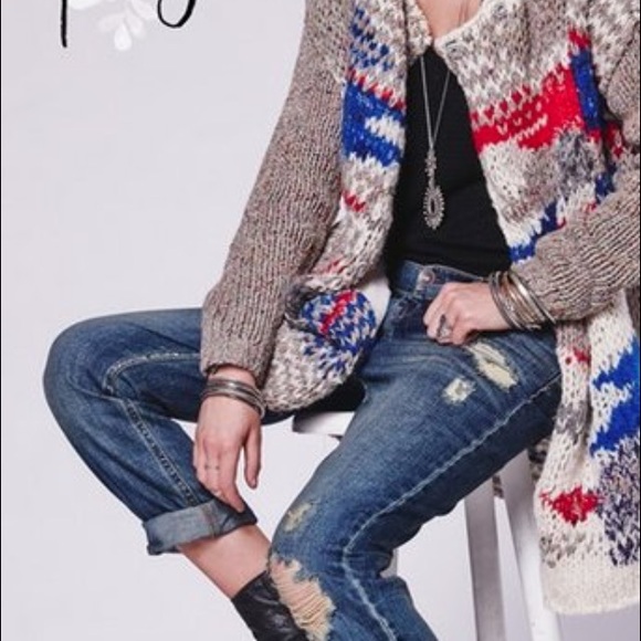 Sold!! Free People high rise distressed jeans NWT - Picture 2 of 3