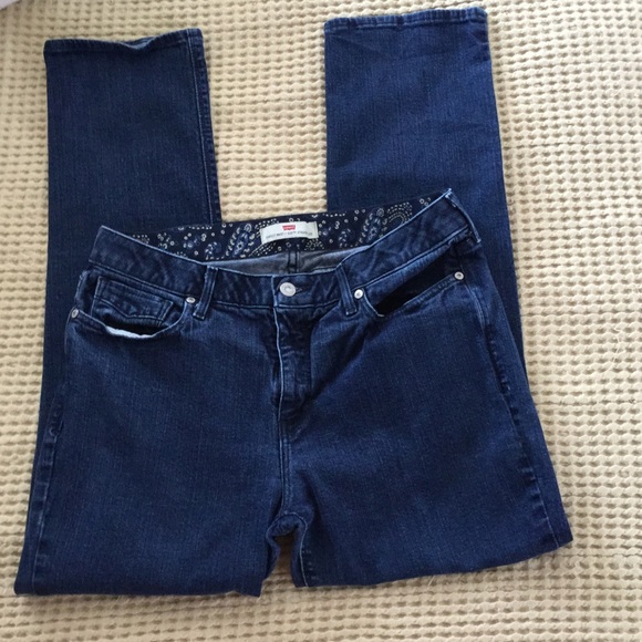Levi's Perfect Waist / 525 Straight Leg