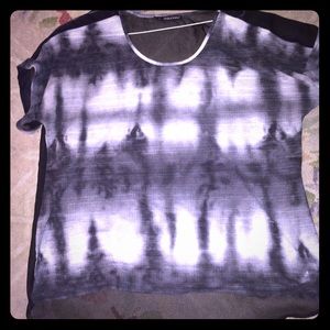 High-low see through back shirt