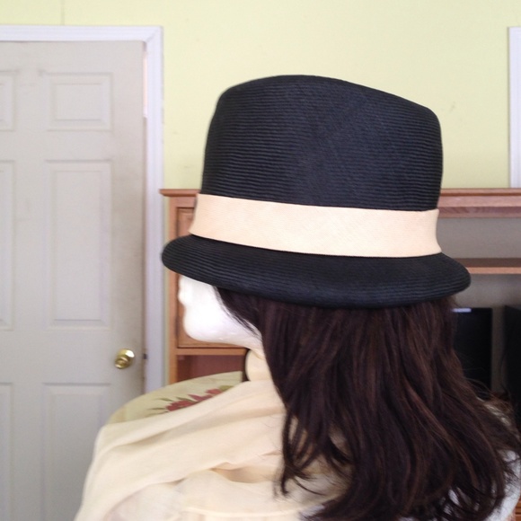 Hat - Picture 3 of 4