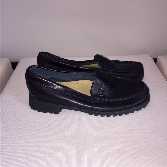 H. G.  Bass penny loafer size 7