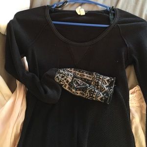 Free people waffle shirt, worn a few times size sm