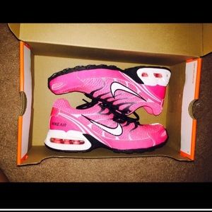 pink black white nike torch