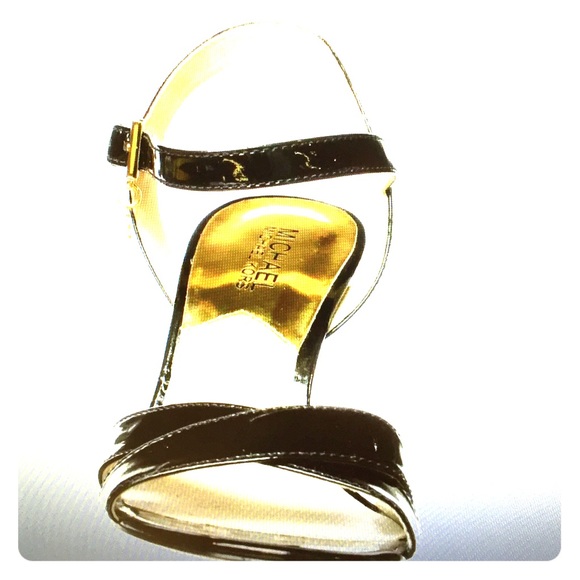 Michael Kors Elisa Black Patent Sandal 9