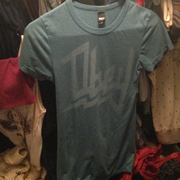 Obey tee shirt