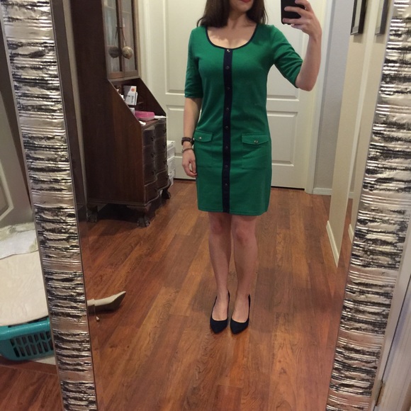 Francesca's Collections Dresses & Skirts - Green and navy dress size small