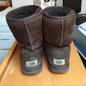 ugg classic or essential ugg classic or essential