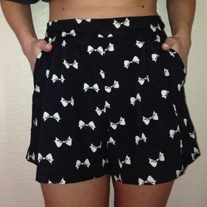 High waisted shorts! Worn once!