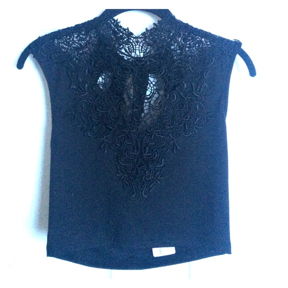 Open back lace crop top