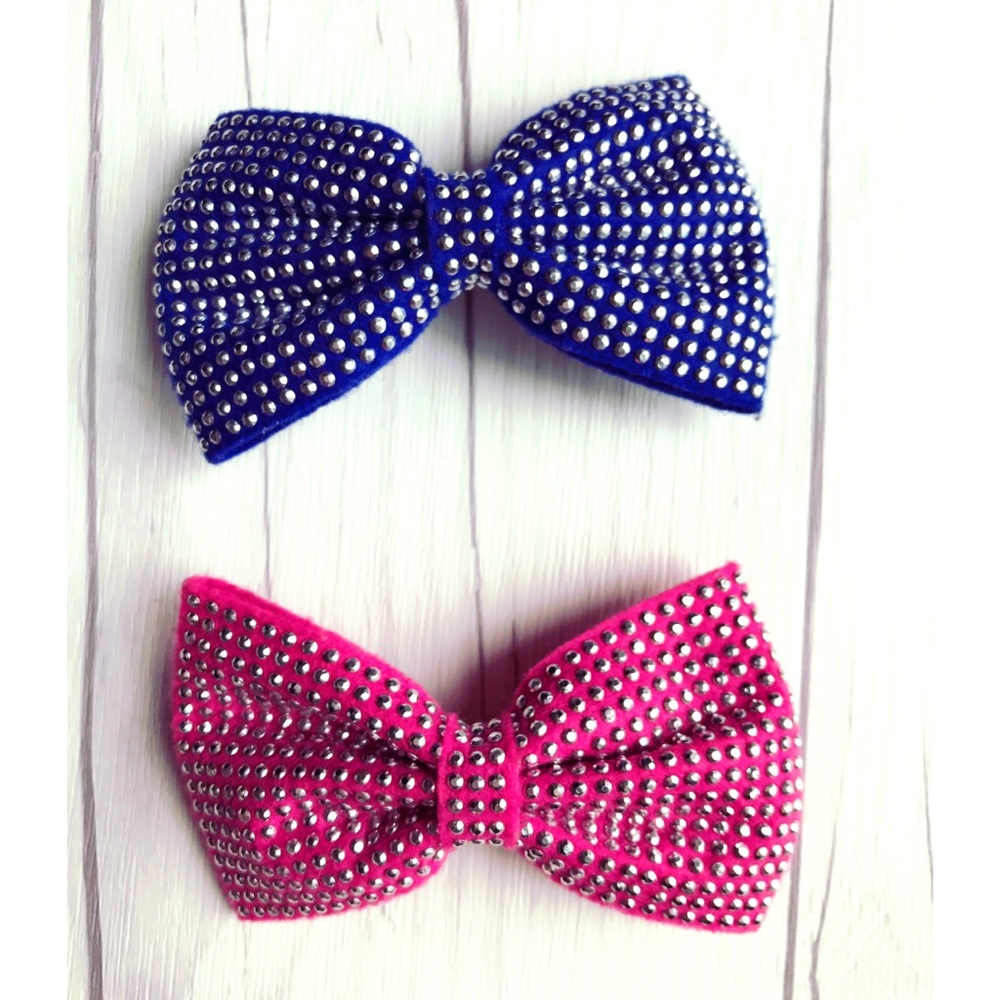 F21 Studded Bow Hair Clips🎀