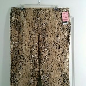 VINCE CAMUTO skimmer pants