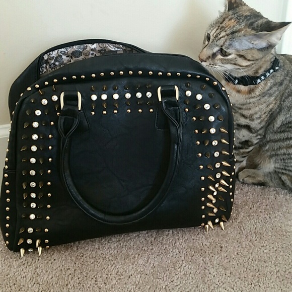 Edgy Tote
