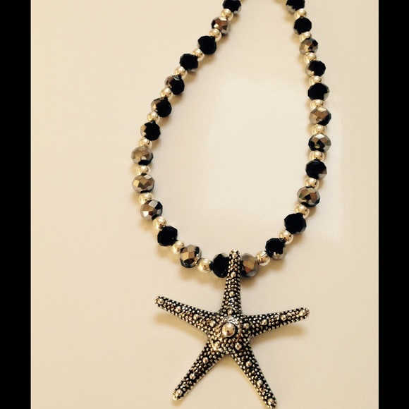 Starfish Necklace - Picture 2 of 2