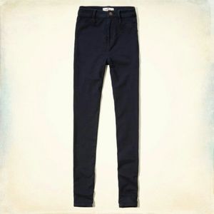 Hollister dark blue jeans