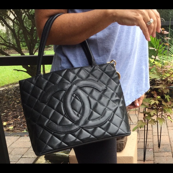 Authentic Chanel Purse - Picture 4 of 4