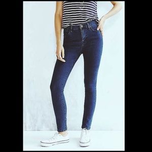 BDG Twig high rise jean- Bianca
